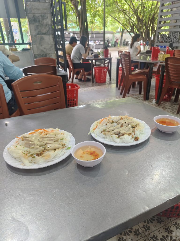 Quán Vân